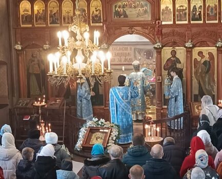 Престольный праздник храма в честь Казанской иконы Божией Матери